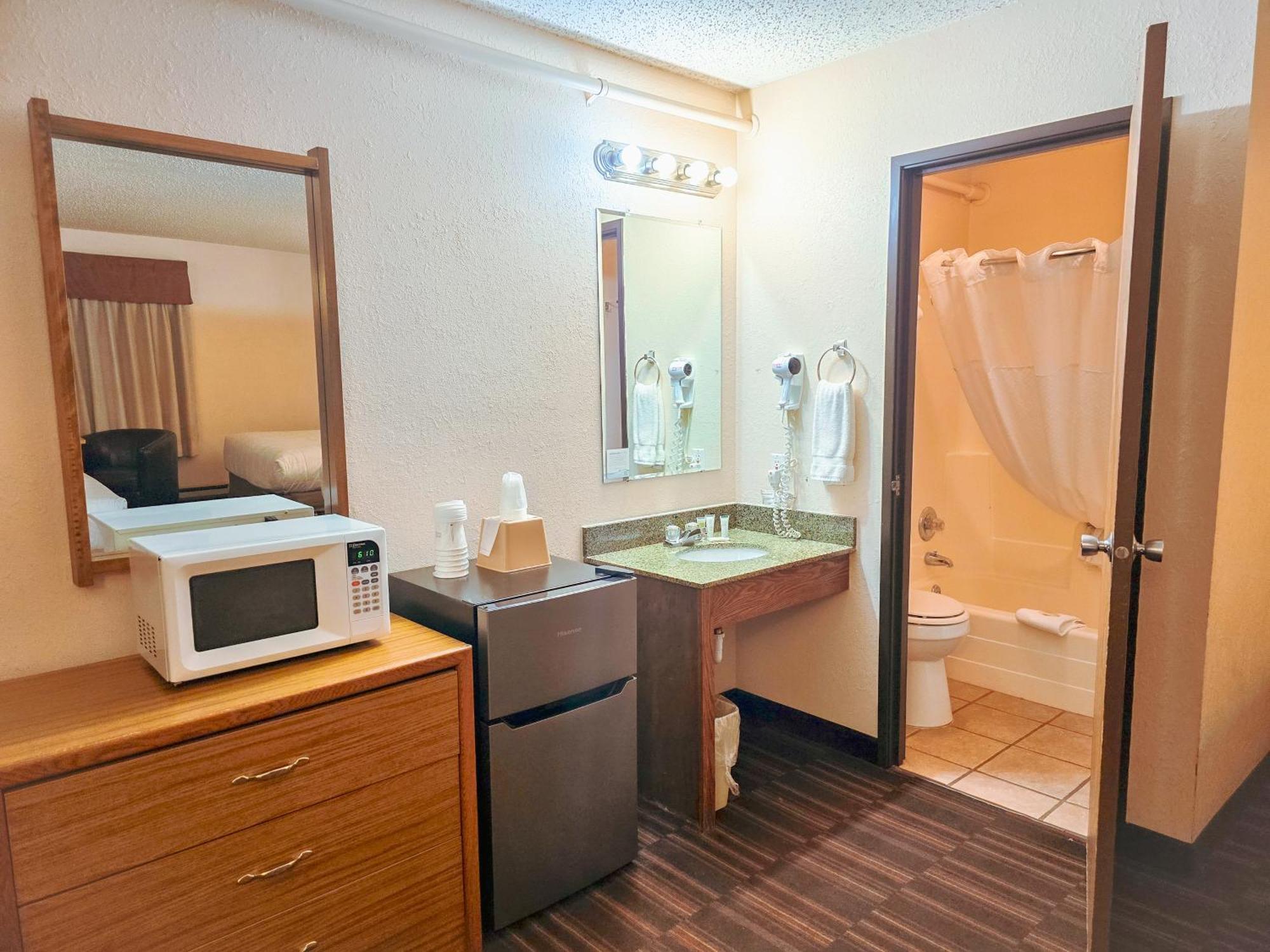Super 8 By Wyndham Rapid City Luaran gambar